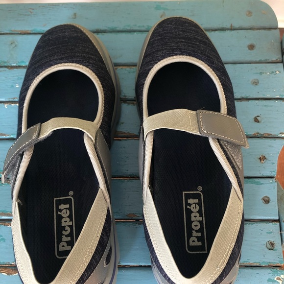 Propet Deep blue and Gray Comfort Walking Shoes - Picture 6 of 8